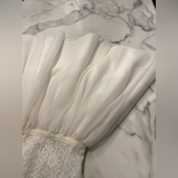 Girls size 10 flower girl or first communion dress made by Newberry - Picture 5 of 16